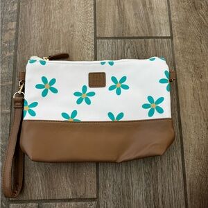 RadRev Wet Bag Clutch